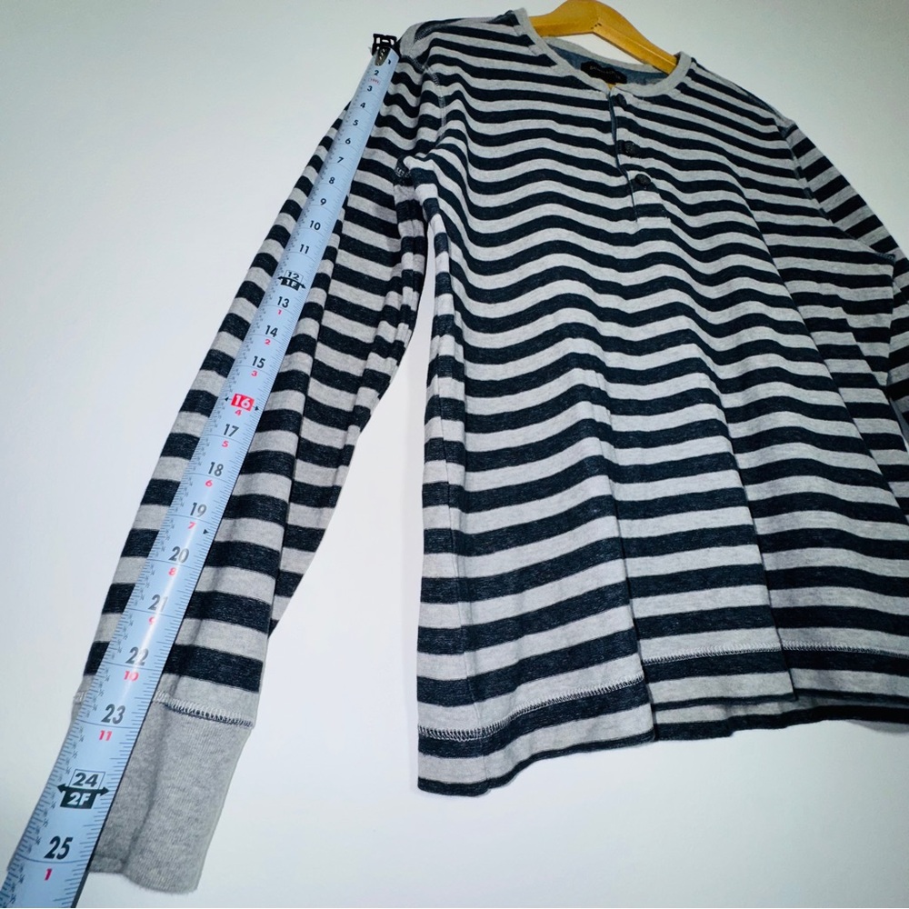 Banana Republic striped‎ long sleeve henley shirt navy gray size large - Picture 6 of 8